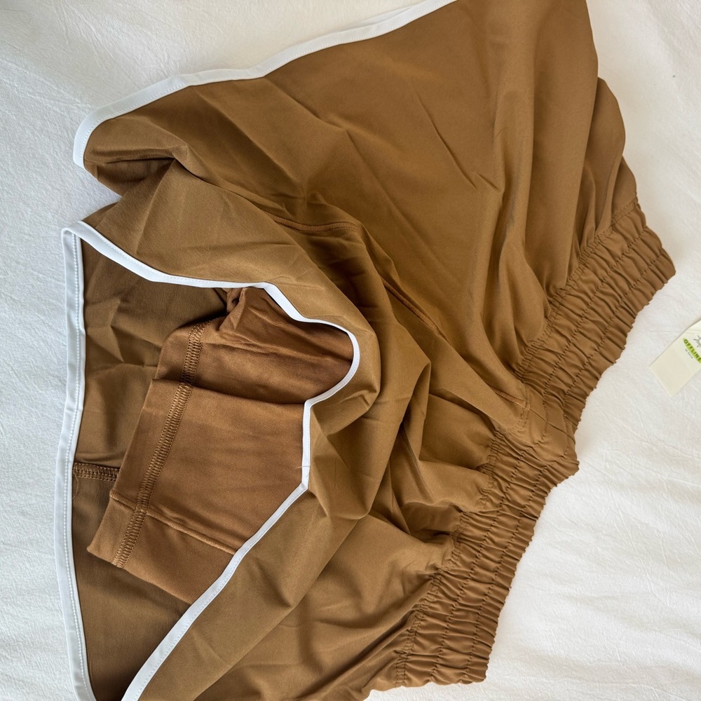 Aerie Lined Brown Athletic Shorts with White Trim - Picture 4 of 4